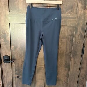 NWOT Eddie Bauer Women’s Movement Lux-High Rise 7/8 Leggings